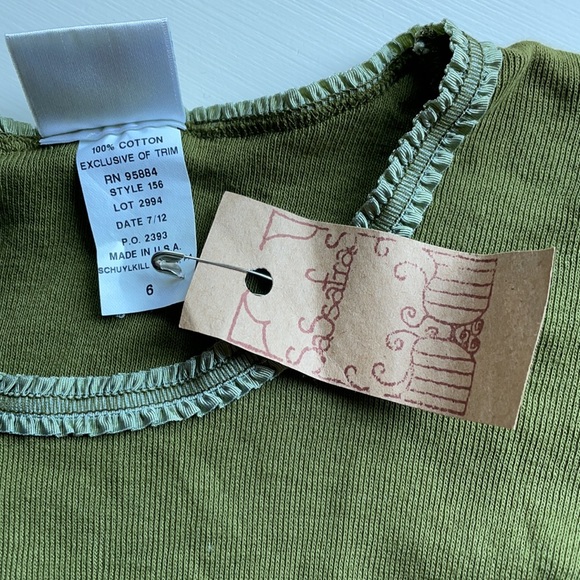 Cotton Caboodle | 2 Green Long Sleeve Tops | 6 - Picture 7 of 12